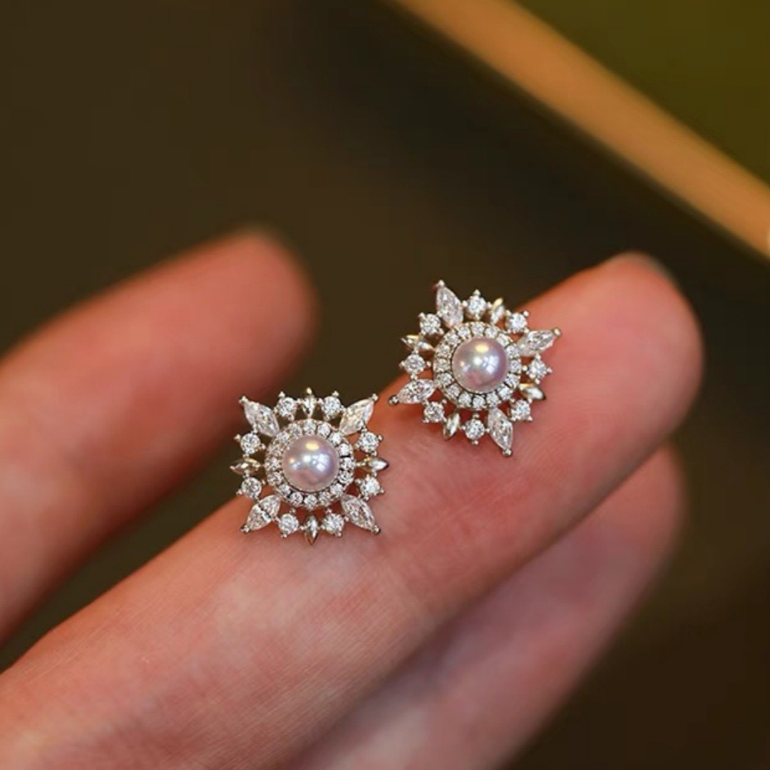 ต่างหูสตั๊ดลายดอกทานตะวันวินเท - Vintage Fashion Center บทวิจารณ์และราคา