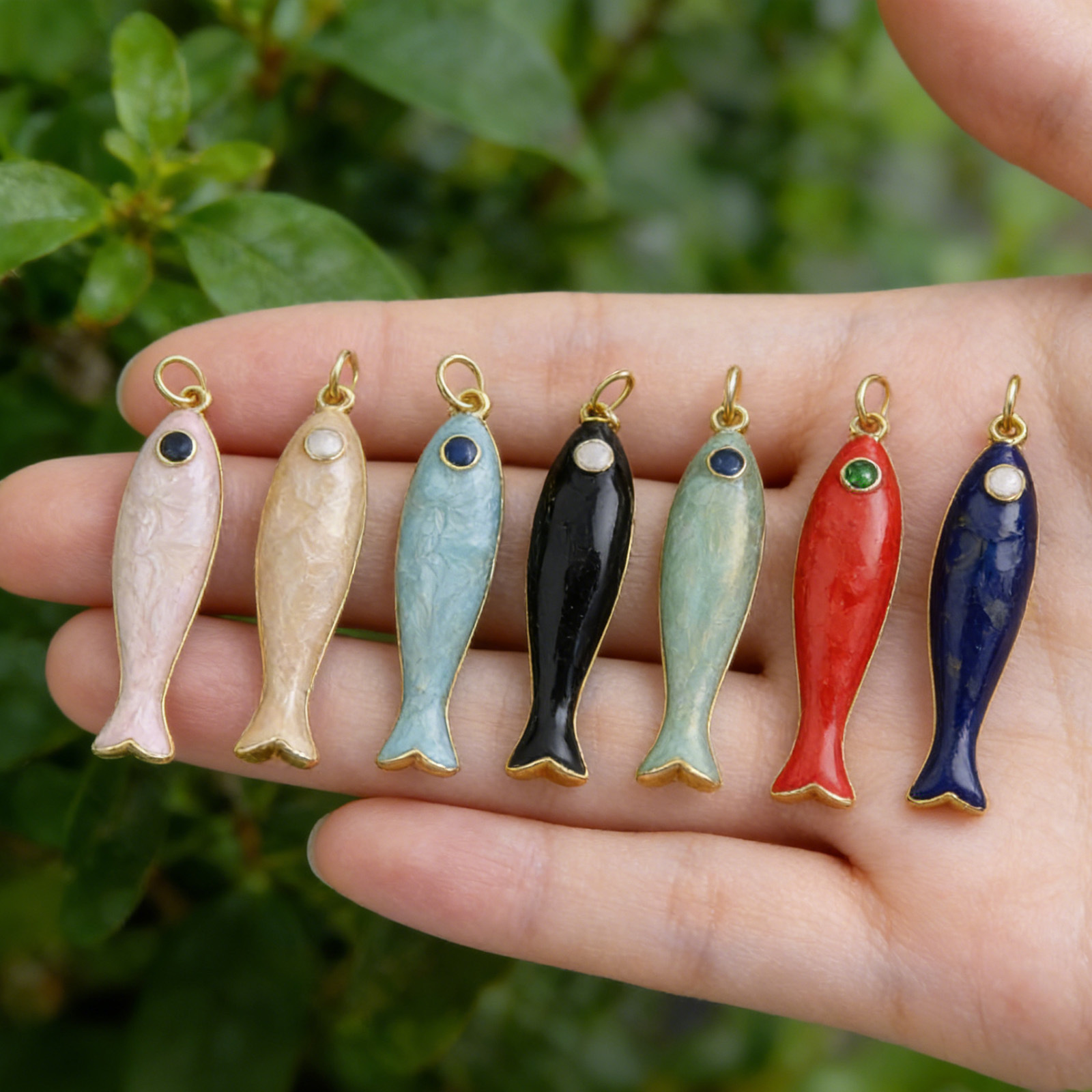 จี้รูปปลาทรงยาวหลากสีทองแดงวิน - Vintage Fashion Stores บทวิจารณ์และราคา