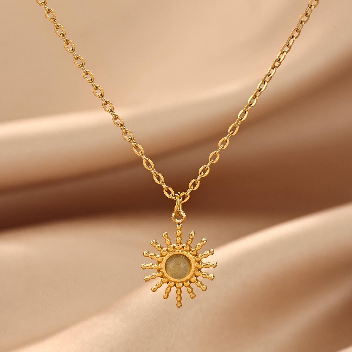 สร้อยคอจี้รูปพระอาทิตย์ลายวินเ - Vintage Fashion Center บทวิจารณ์และราคา